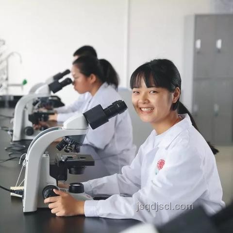 21世纪生物学现状：天坑还是新蓝海？